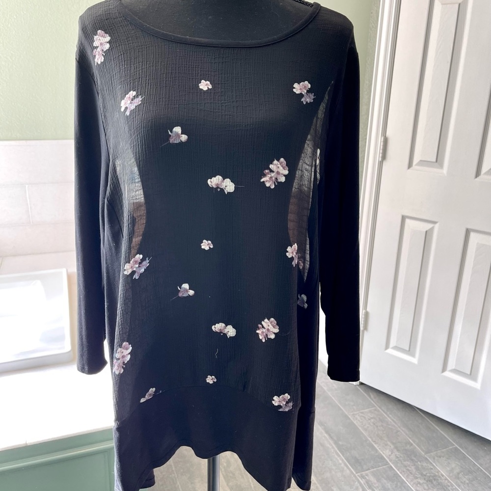 Vince Camuto women’s tunic